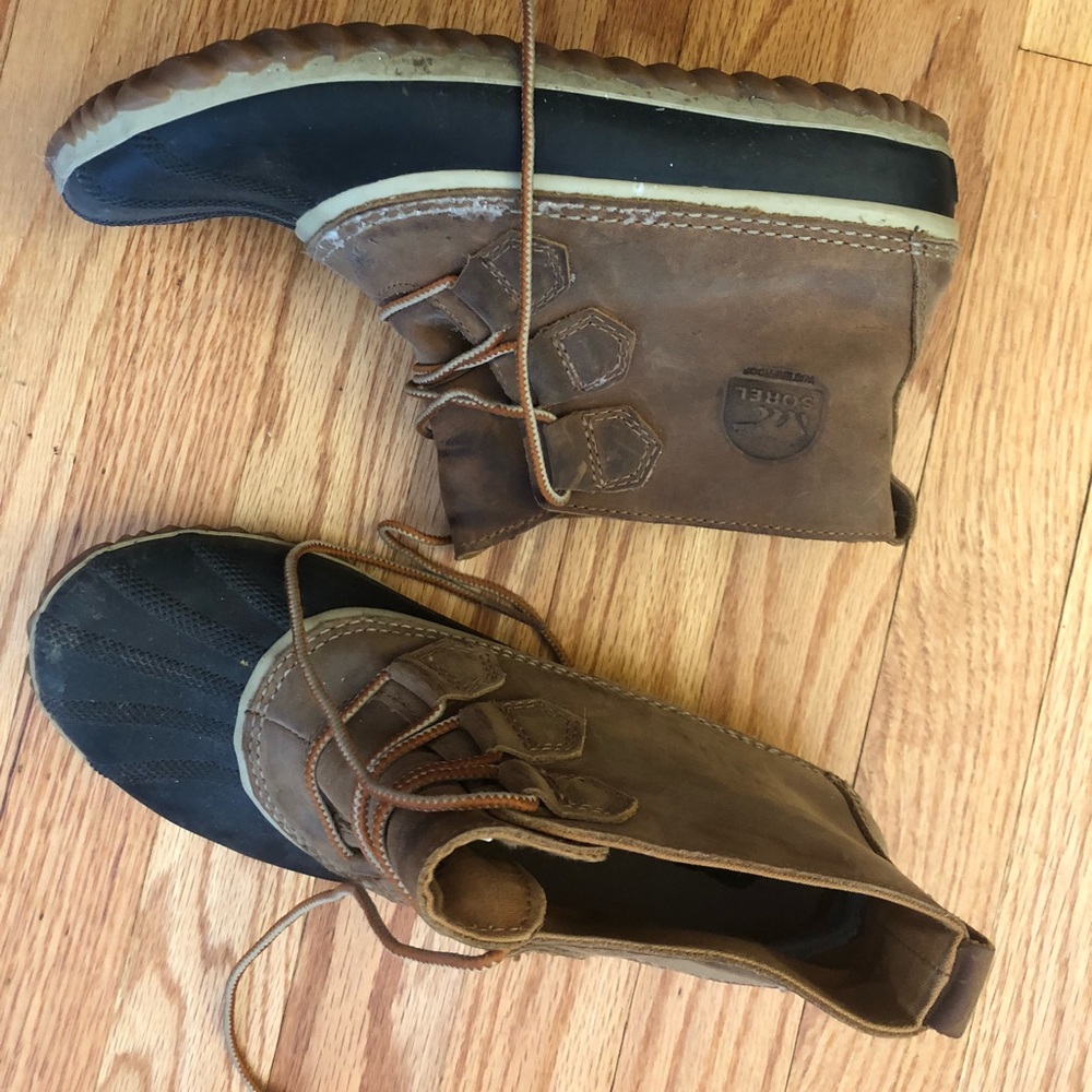 Sorel rain boots